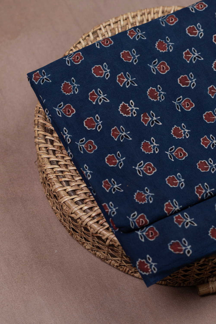 Block Printed Fabric - Matkatus 