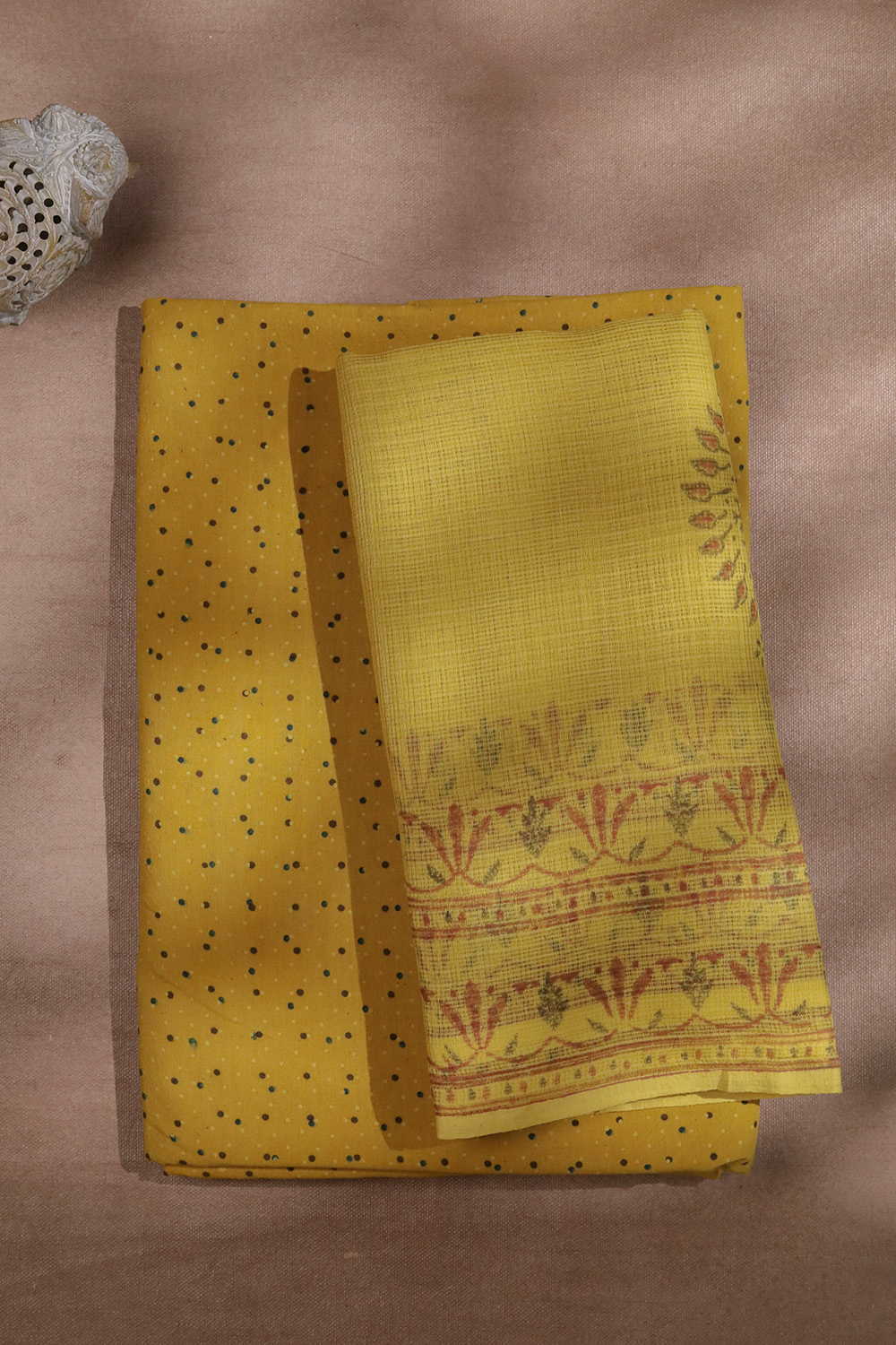 Top and Dupatta - Matkatus 
