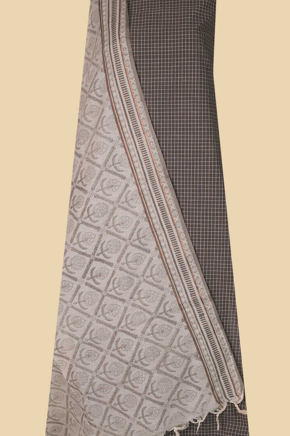 Top and Dupatta - Matkatus 