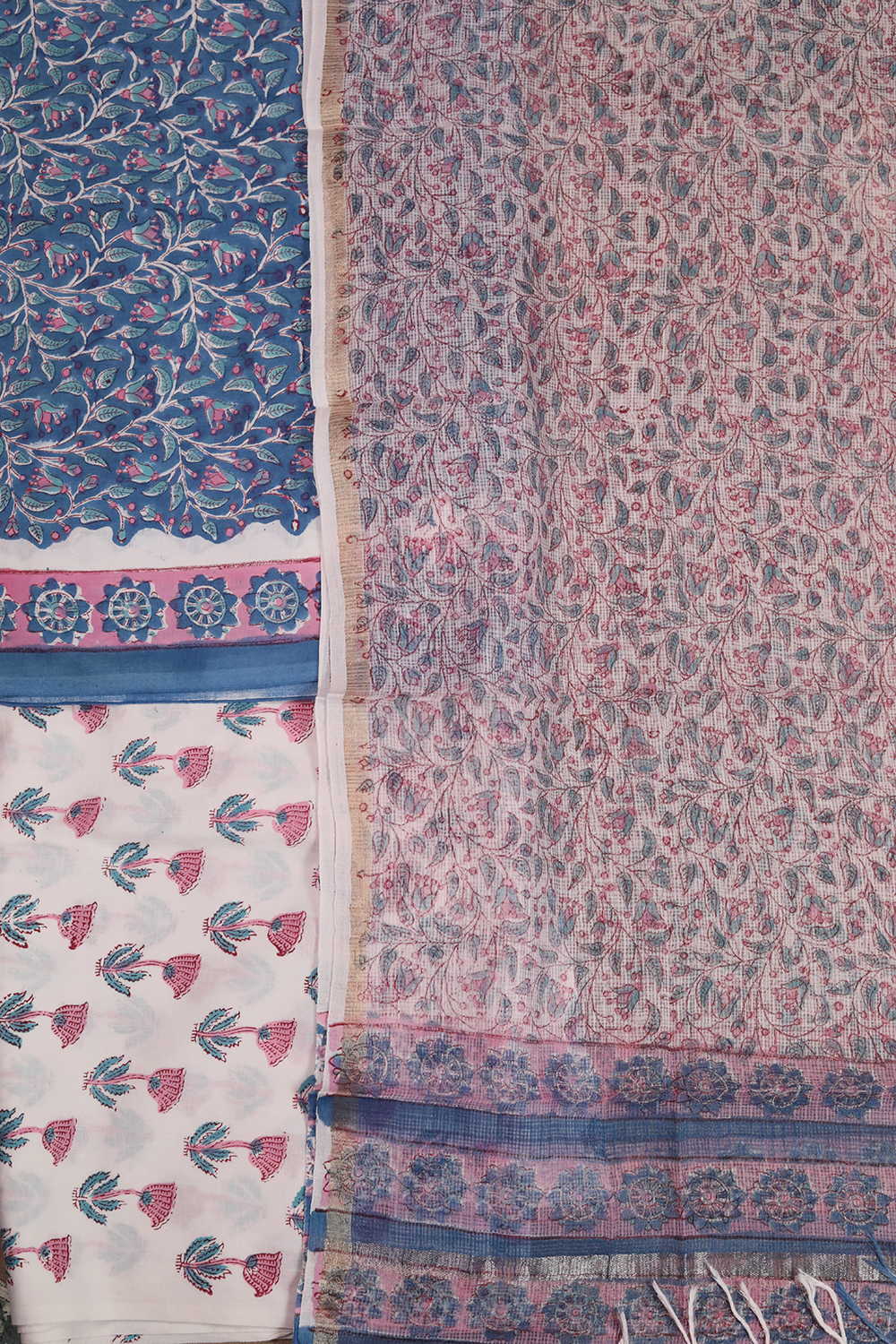 Unstitched Suits - Matkatus