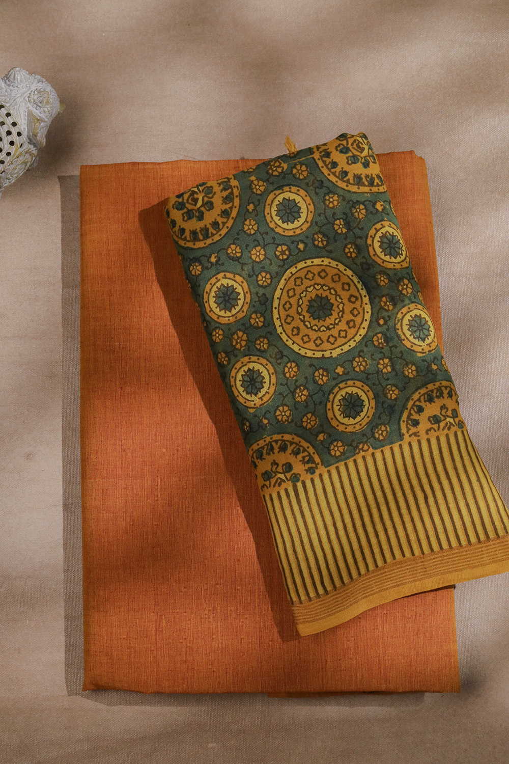 Top and Dupatta - Matkatus 