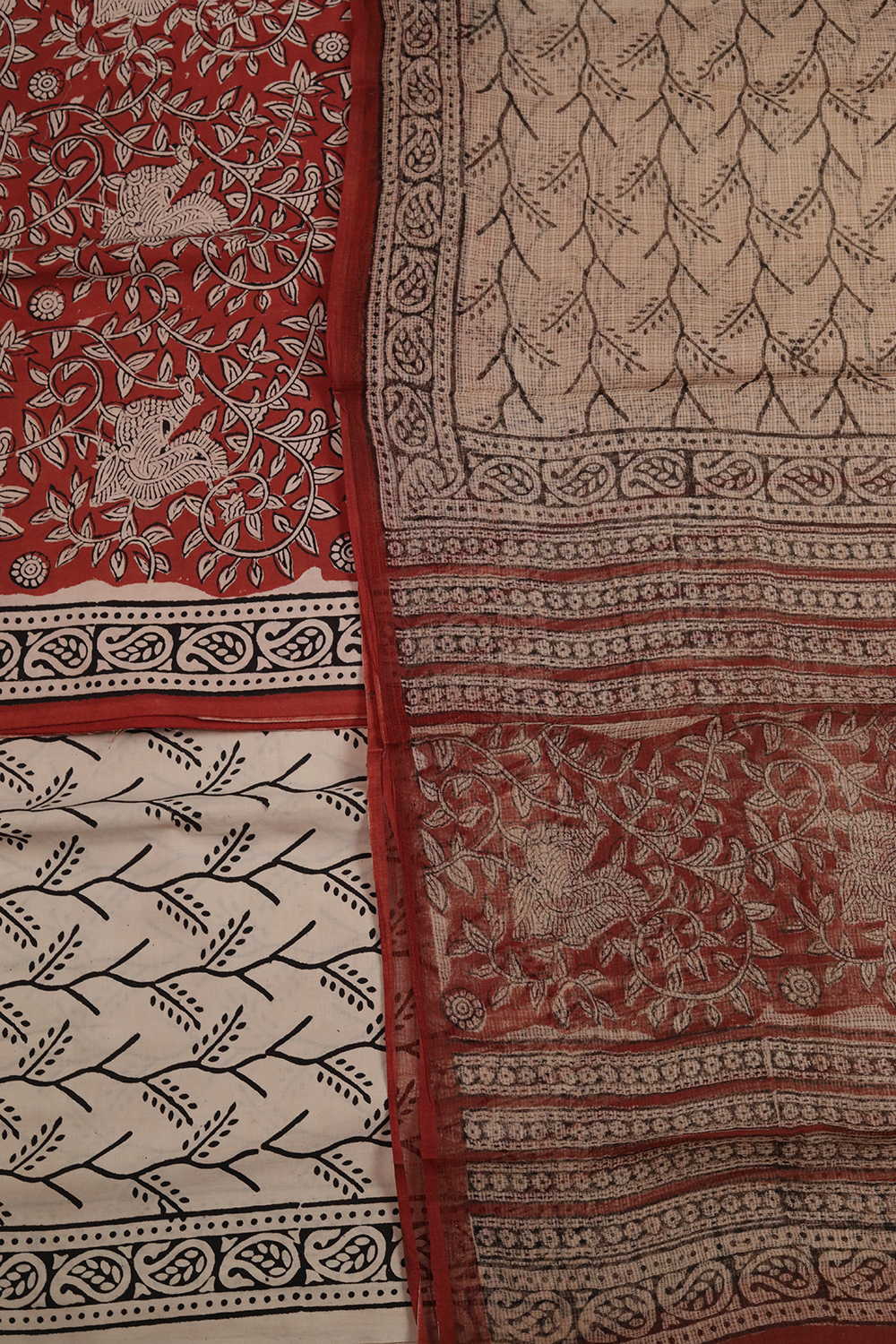 Unstitched Suits - Matkatus