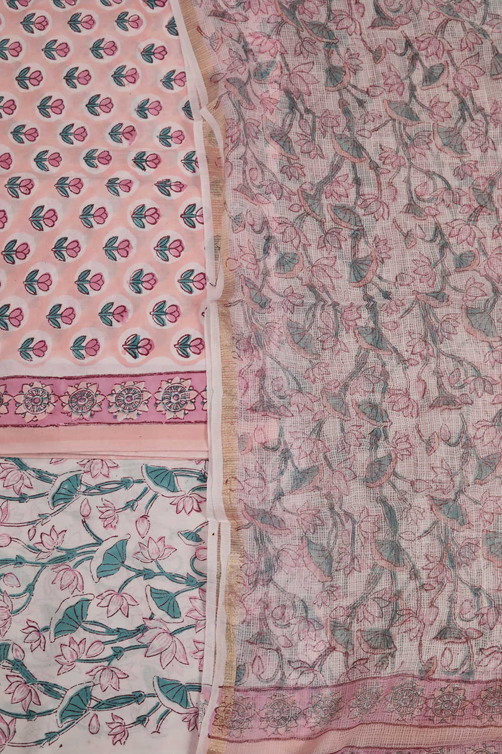 Unstitched Suits - Matkatus
