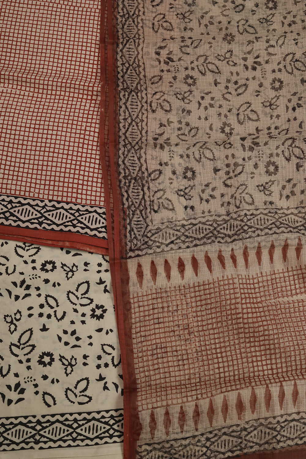 Unstitched Suits - Matkatus