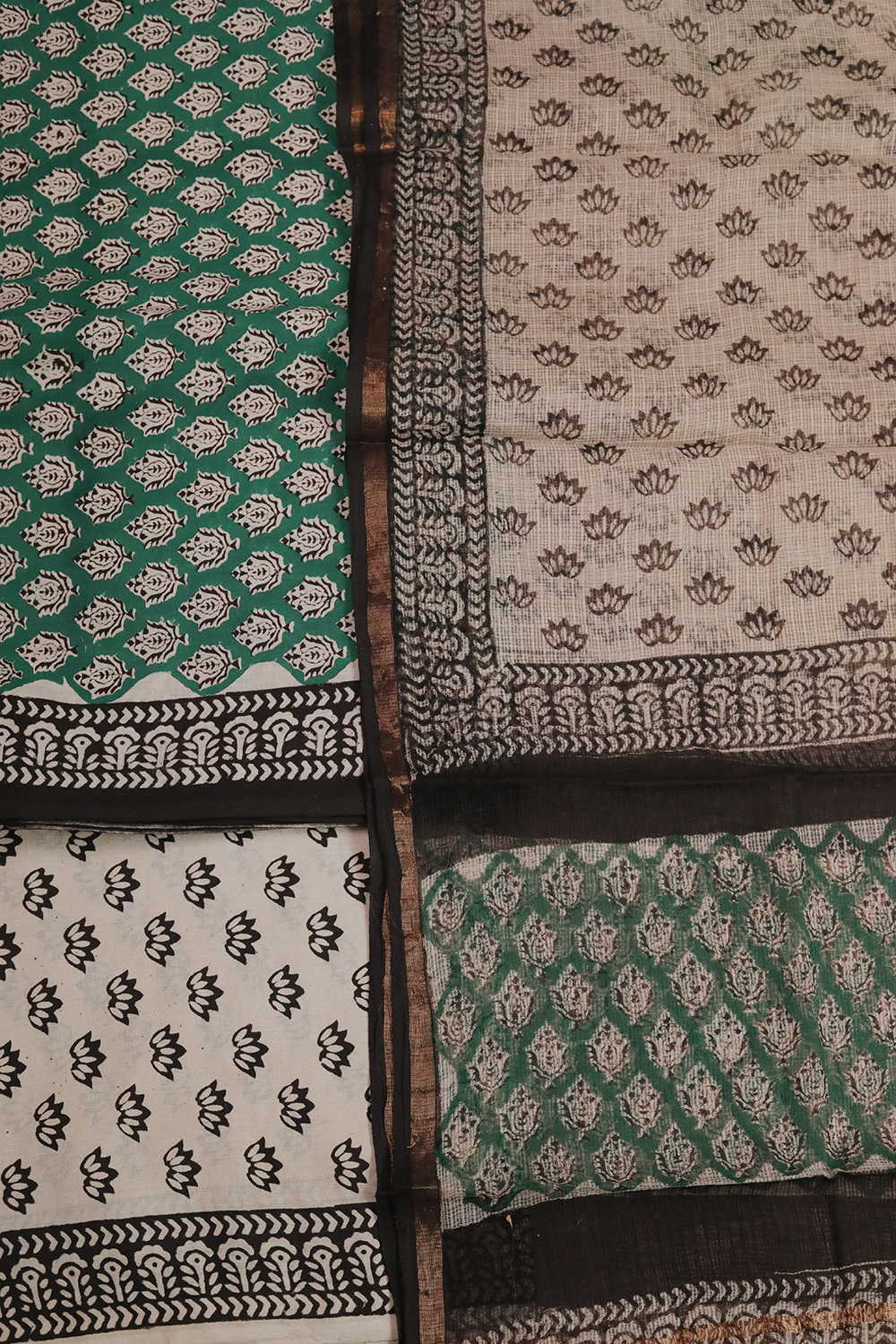 Unstitched Suits - Matkatus