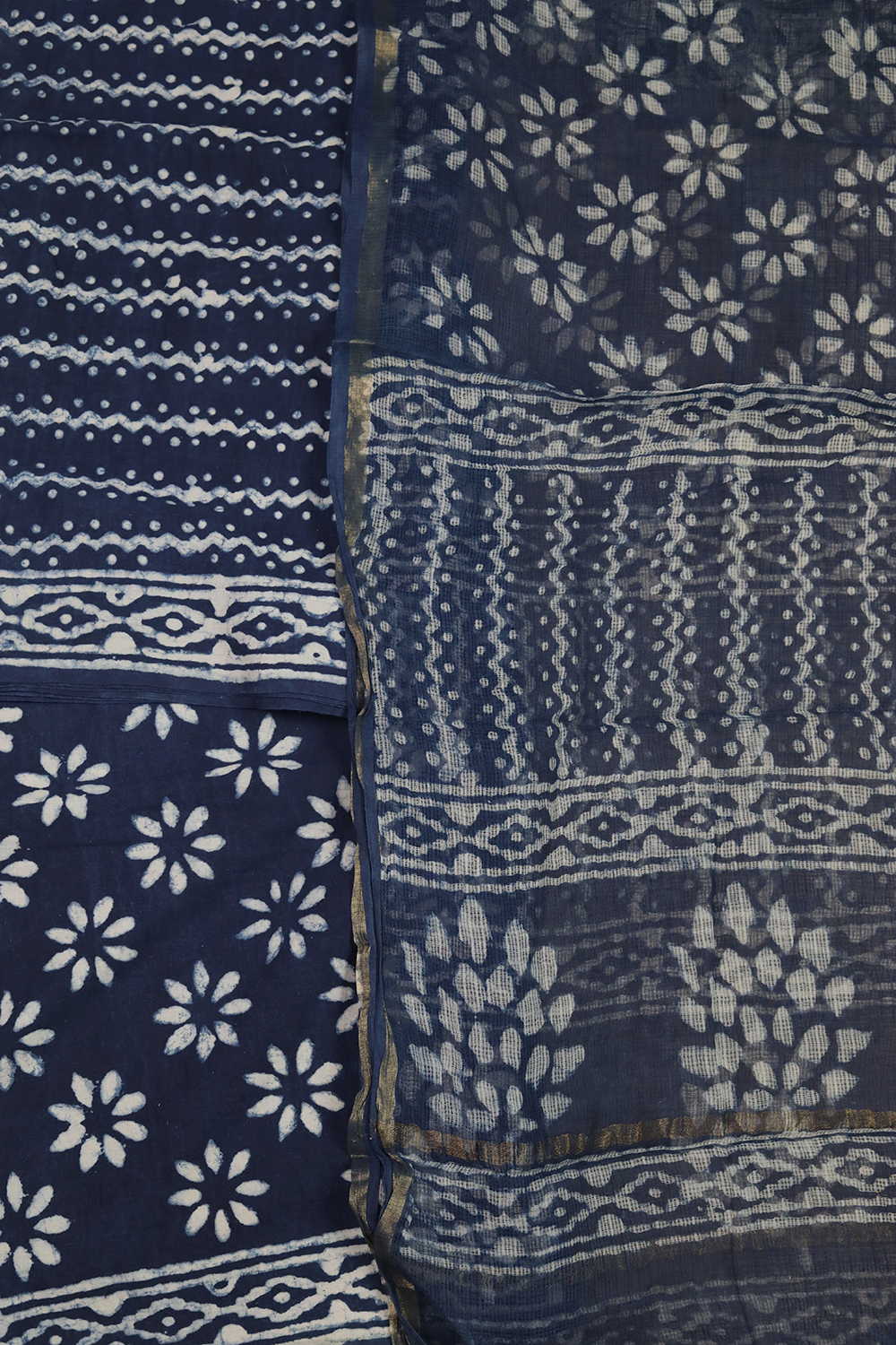 Unstitched Suits - Matkatus