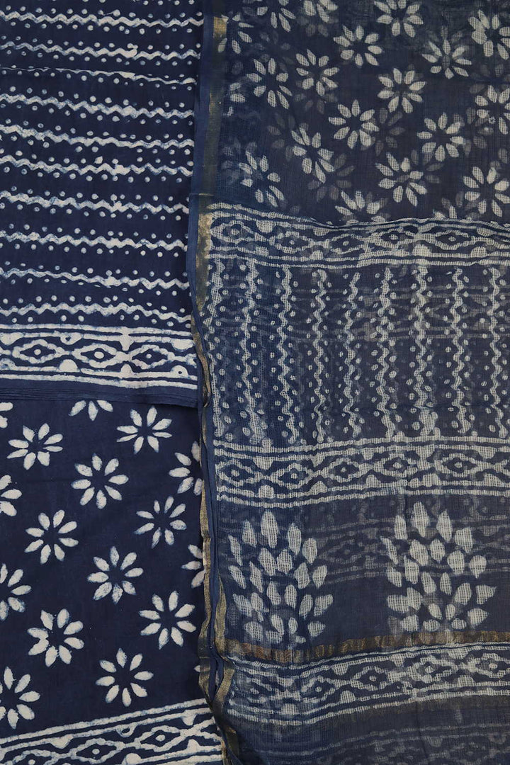 Unstitched Suits - Matkatus