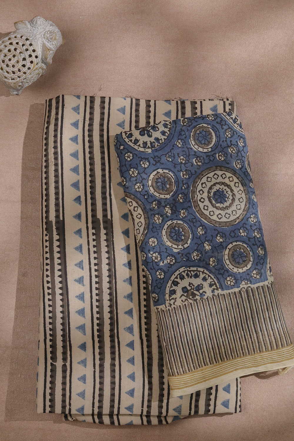 Top and Dupatta - Matkatus 