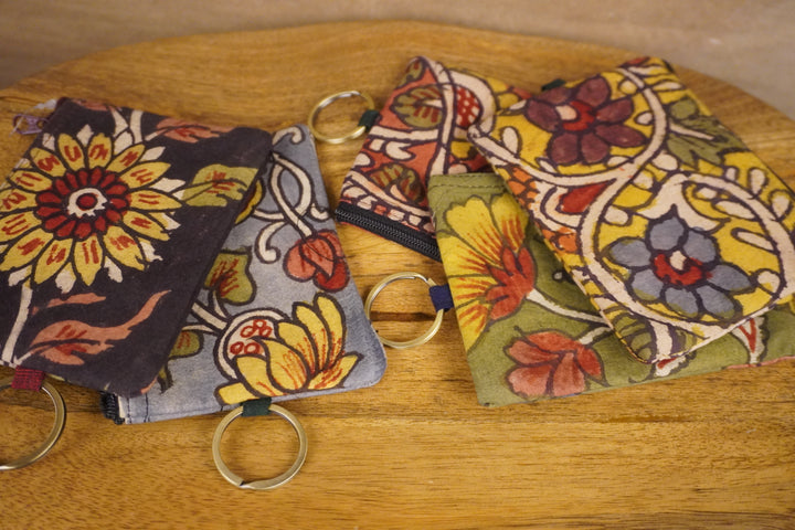 Painted Kalamkari Accessories - Matkatus 
