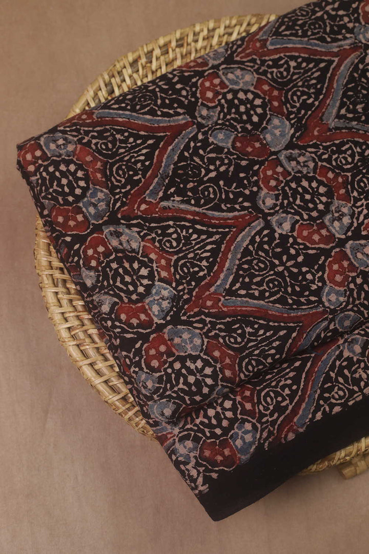 Ajrak Fabrics - Matkatus 
