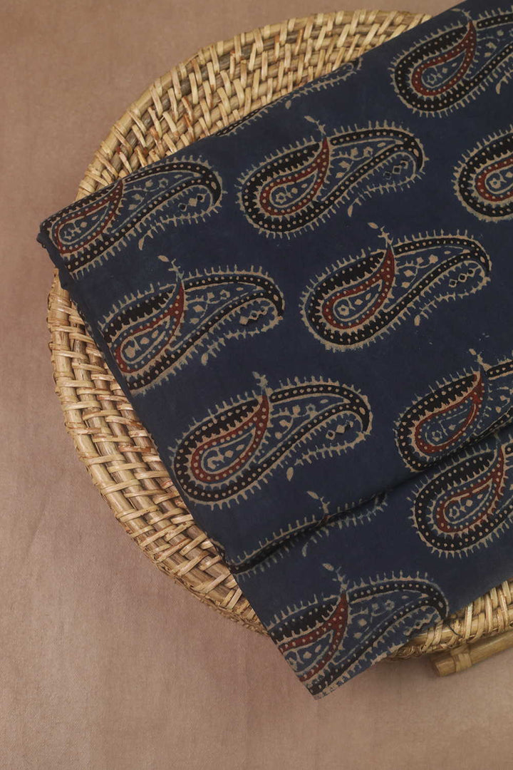 Ajrak Fabrics - Matkatus 