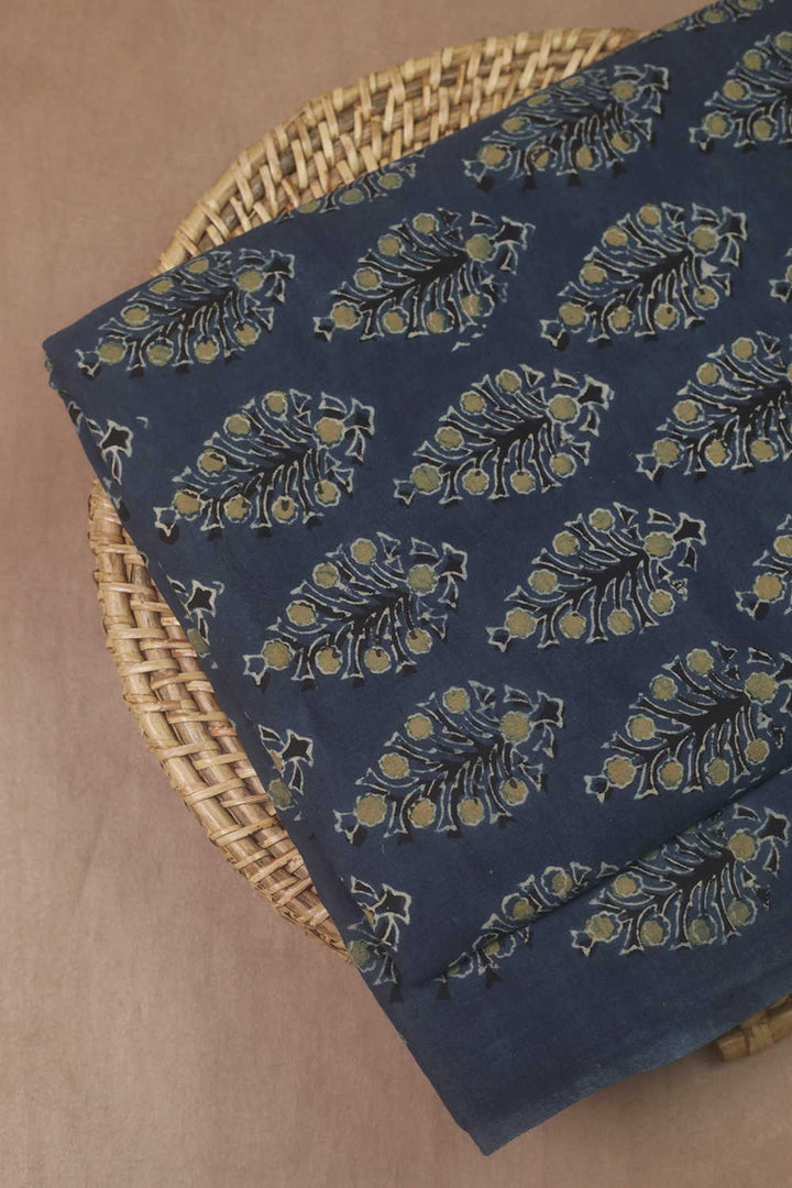 Ajrak Fabrics - Matkatus 