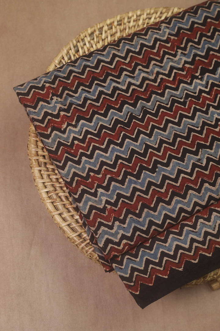Ajrak Fabrics - Matkatus 