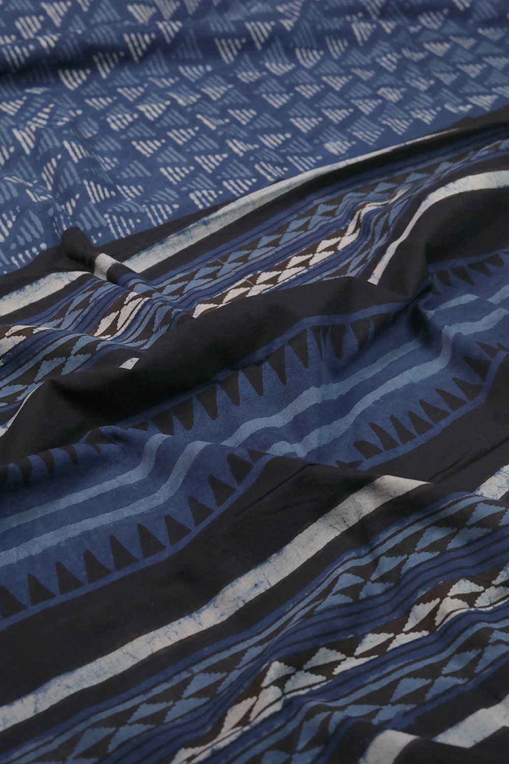 Triangle Pattern - Indigo Dabu Cotton saree