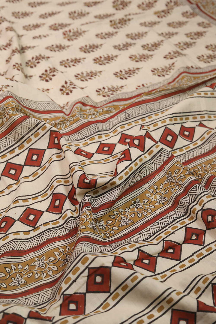 Motifs on Cream Bagru Mul Cotton saree