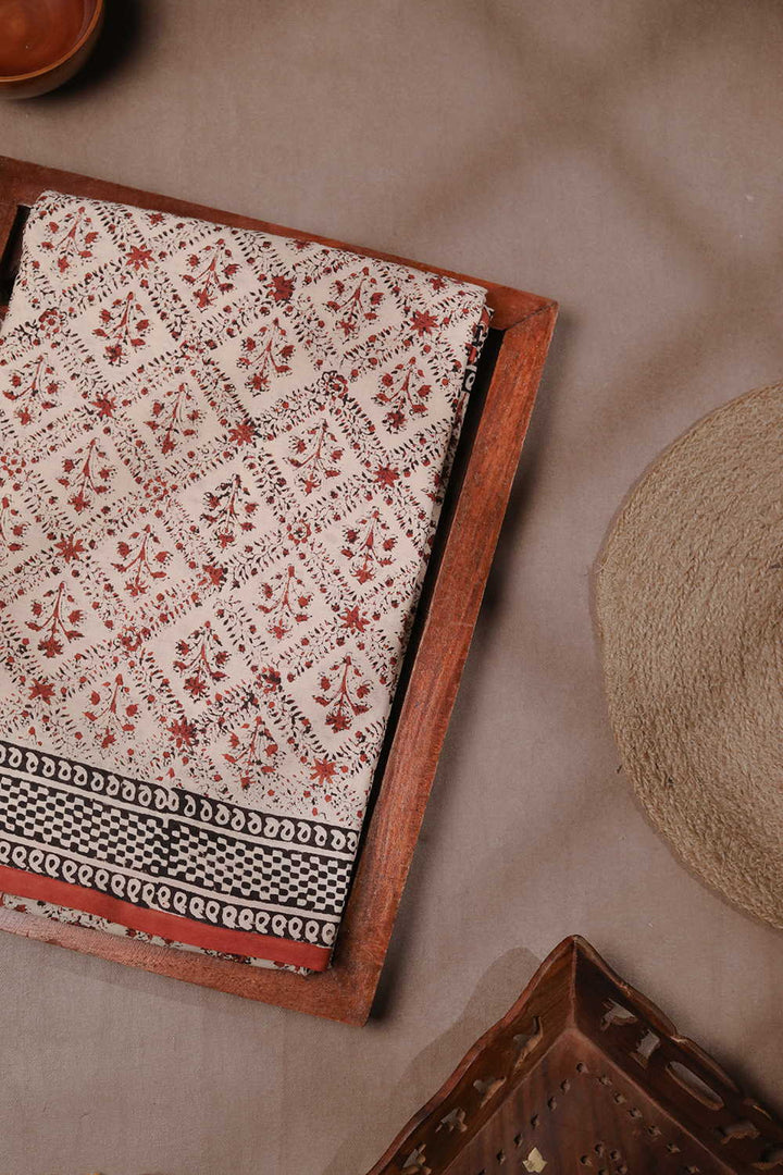 Intricate Pattern Bagru Mul Cotton saree