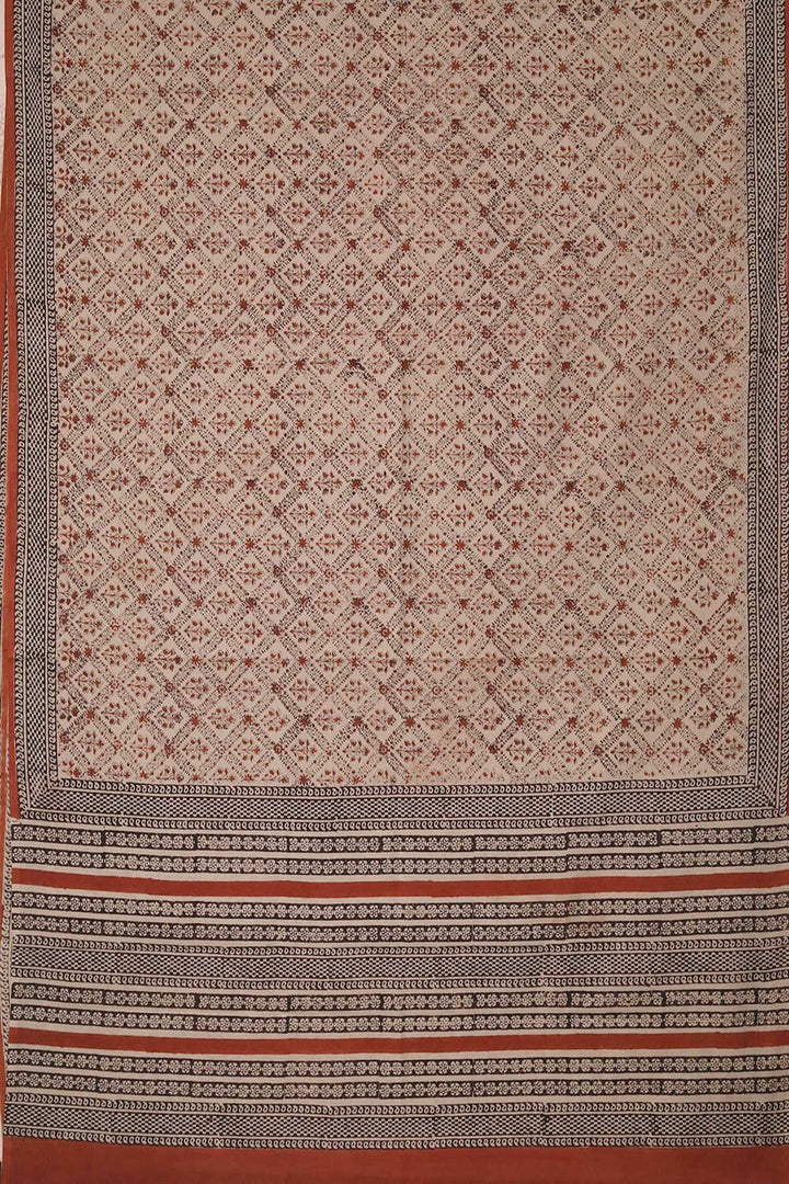 Intricate Pattern Bagru Mul Cotton saree