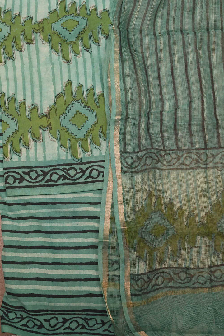 Unstitched Suits - Matkatus
