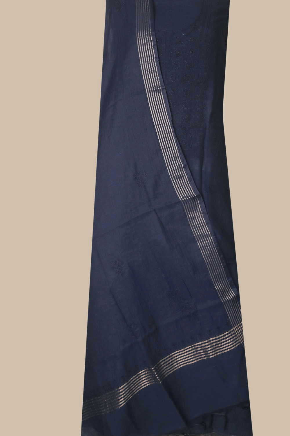 Embroidered Suits - Matkatus 