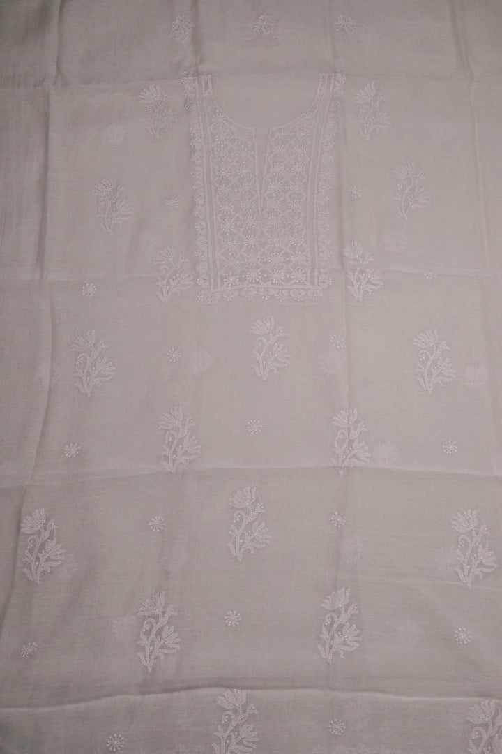 Unstitched Suits - Matkatus 