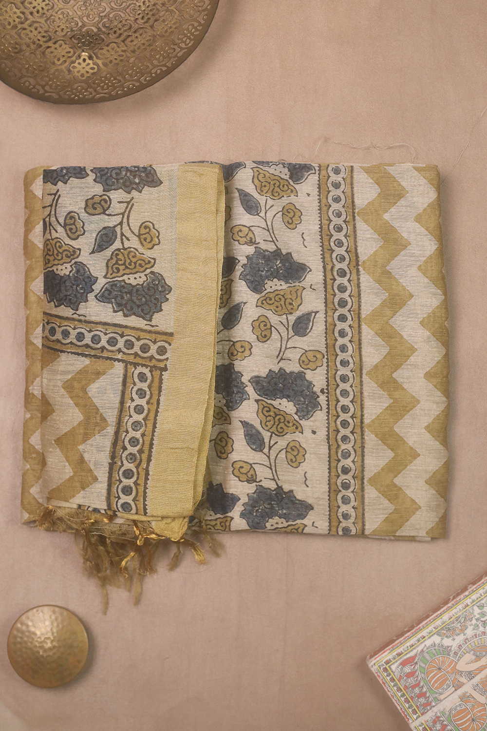 Chevron with Cream Ajrak Linen Top & Dupatta