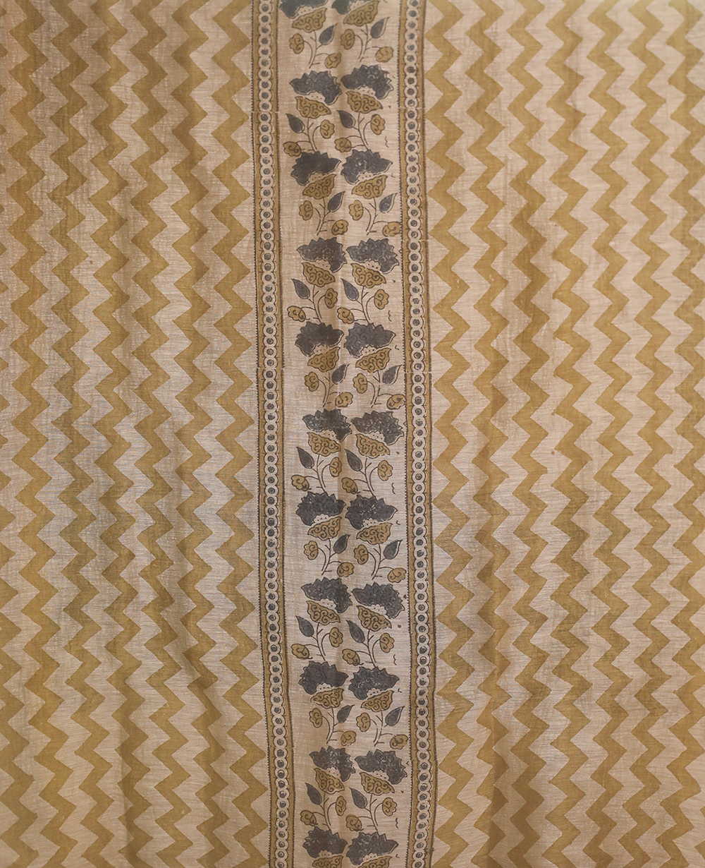 Chevron with Cream Ajrak Linen Top & Dupatta