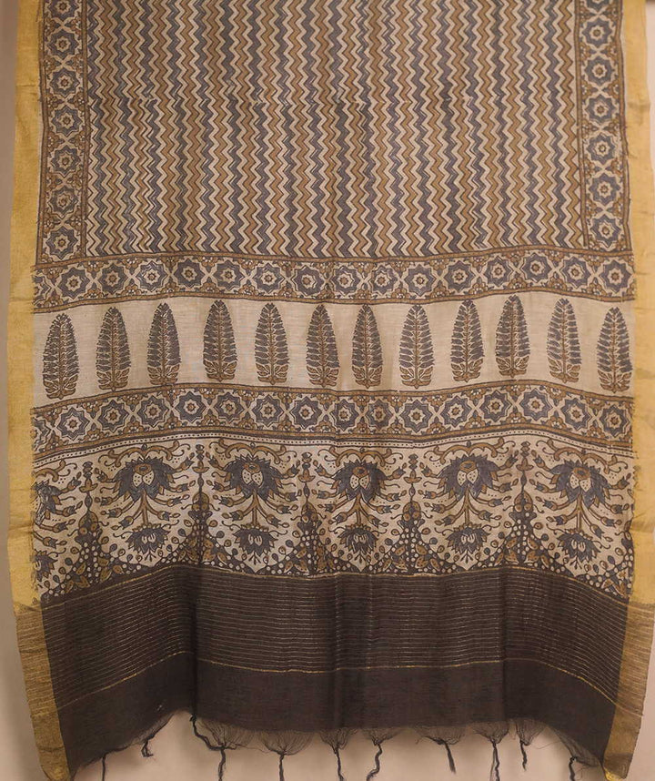 Conical Motifs on Cream Ajrak Linen Top & Dupatta
