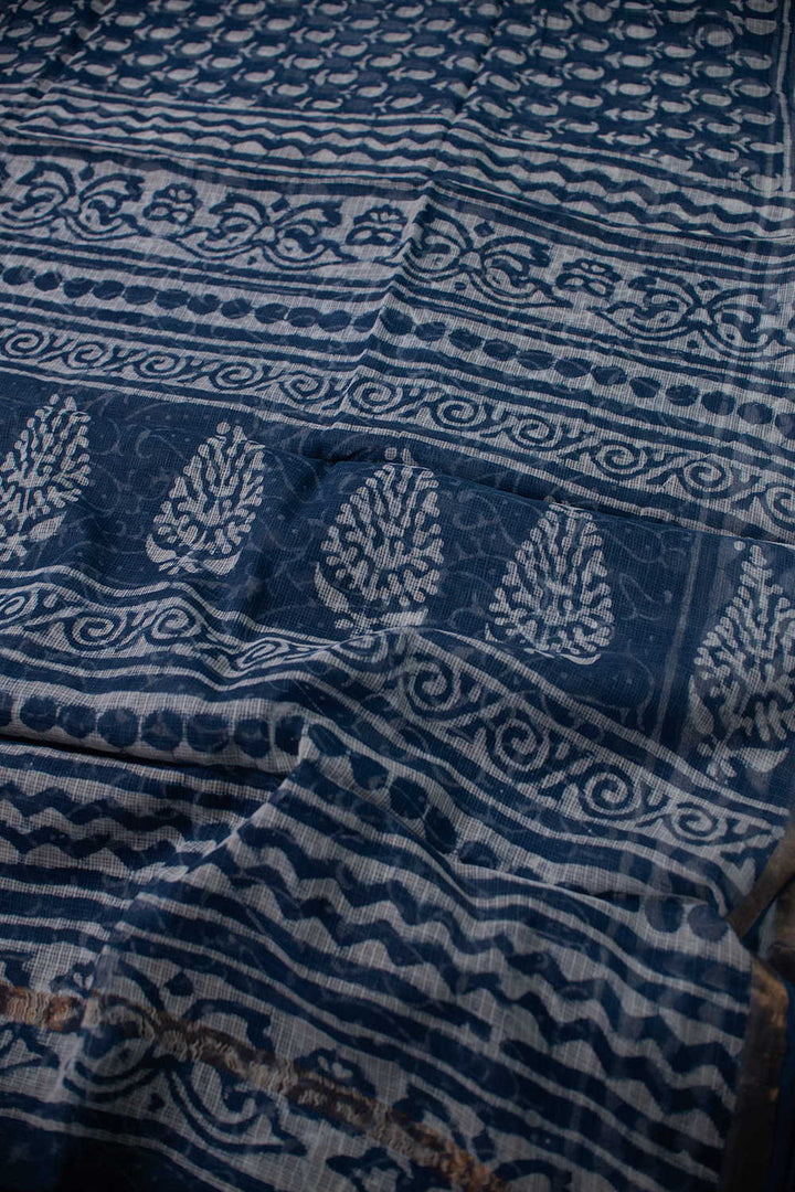 Sarees - Matkatus 