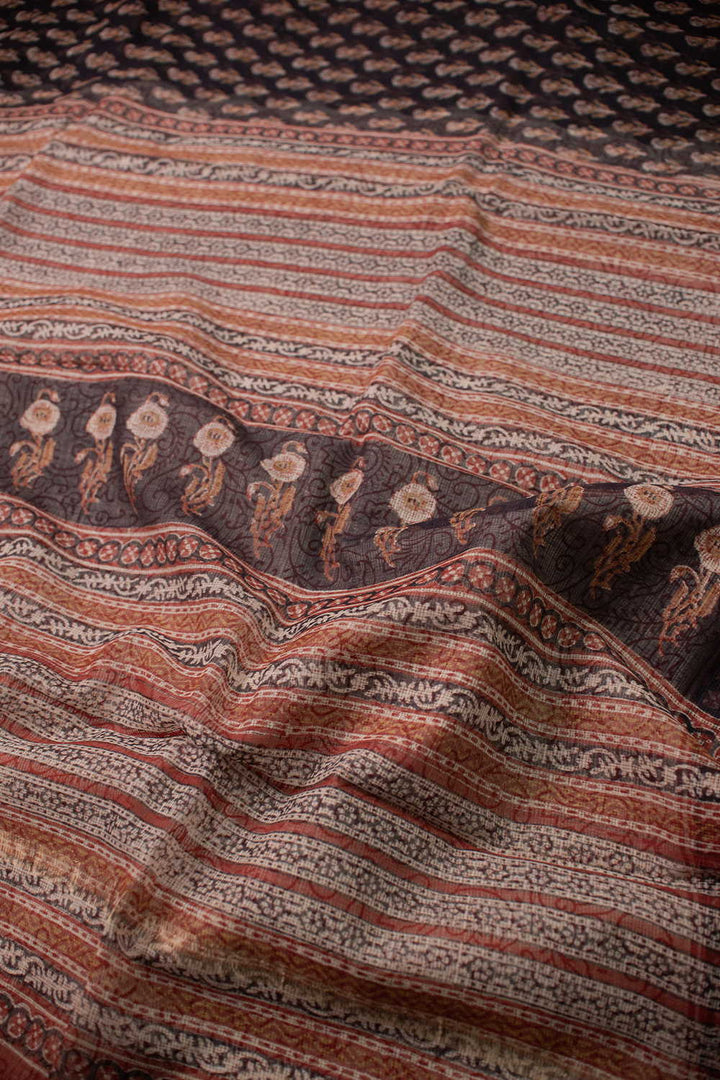 Sarees - Matkatus 