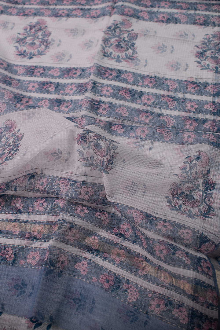 Sarees - Matkatus 