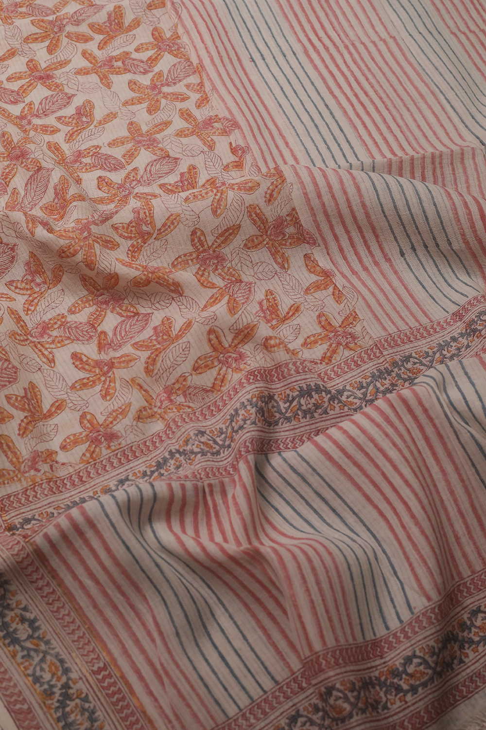 Cotton Dupattas - Matkatus