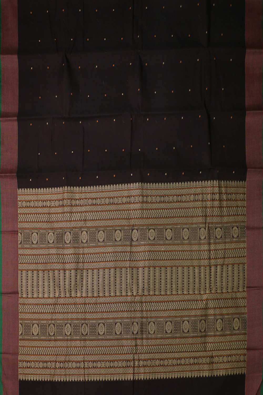 Sarees - Matkatus