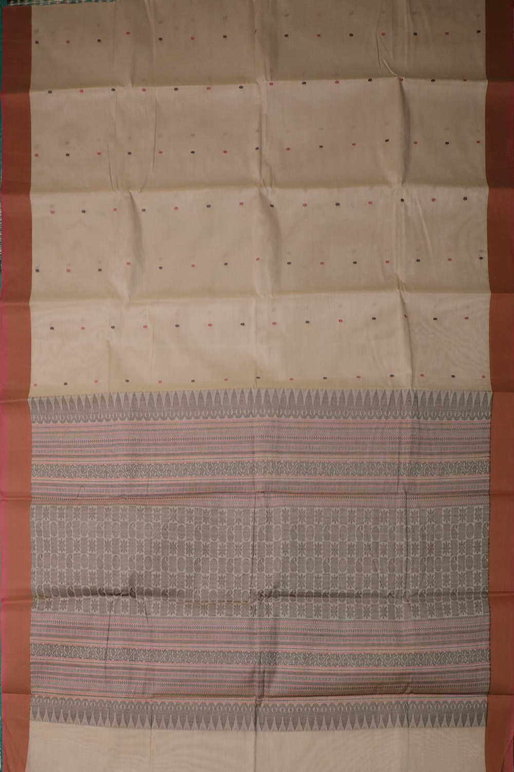 Sarees - Matkatus