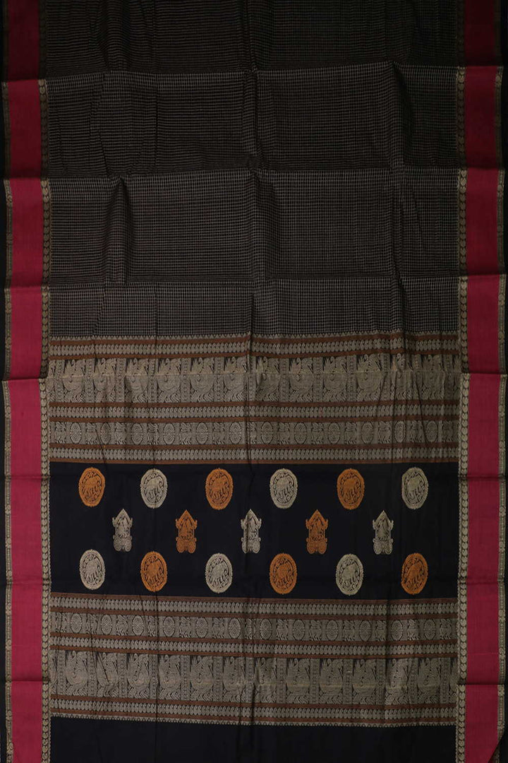 Sarees - Matkatus