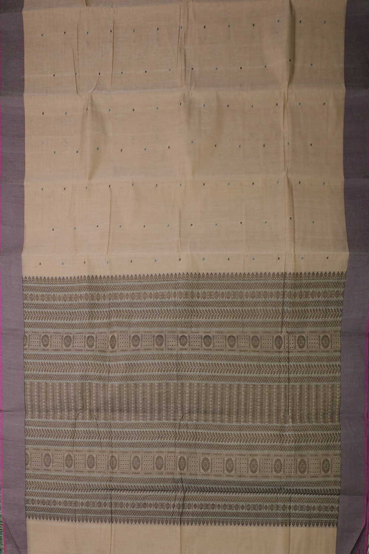 Sarees - Matkatus