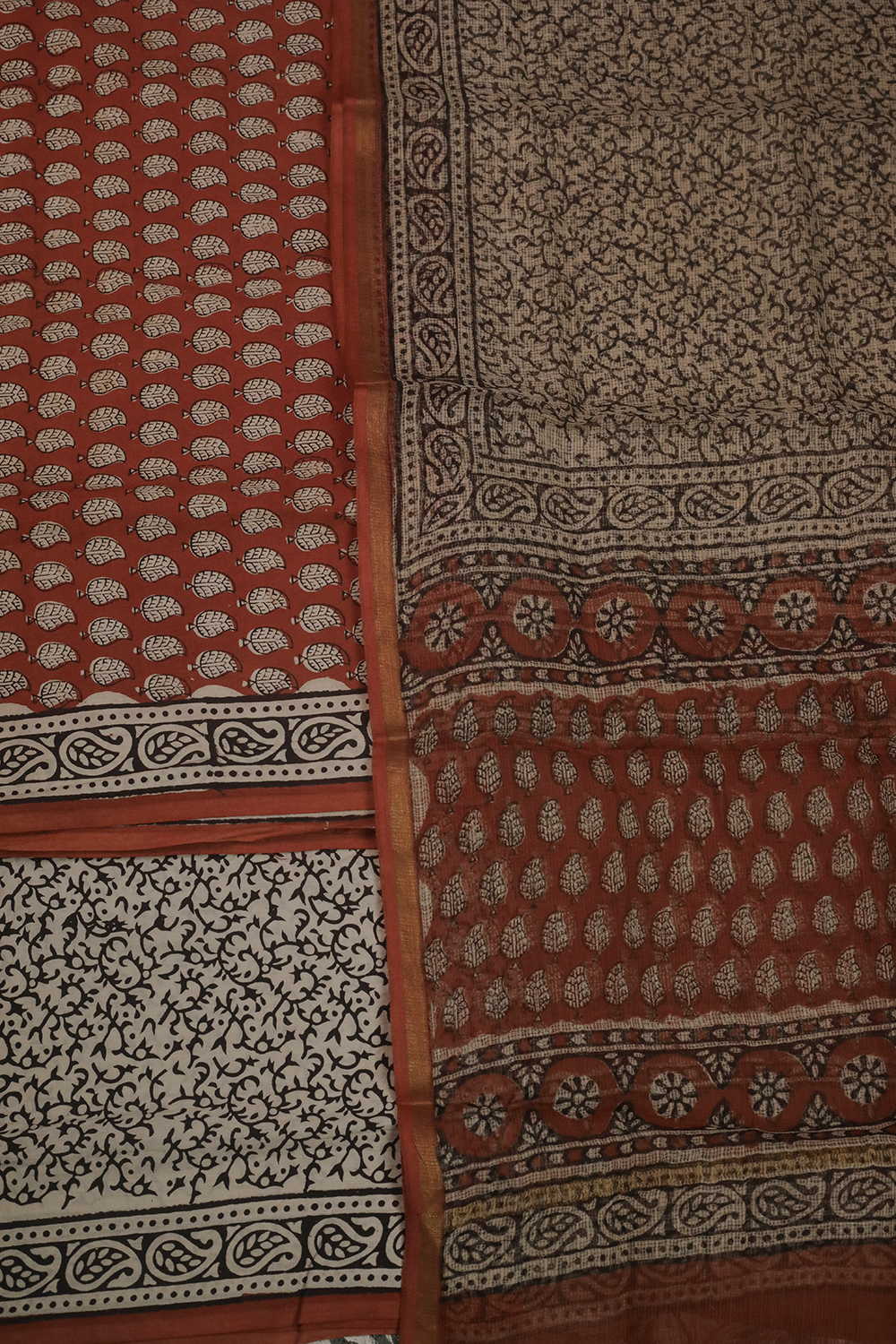 Unstitched Suits - Matkatus 