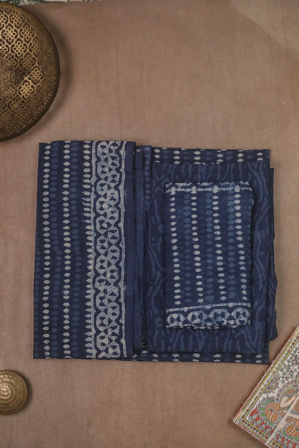 Unstitched Suits - Matkatus 