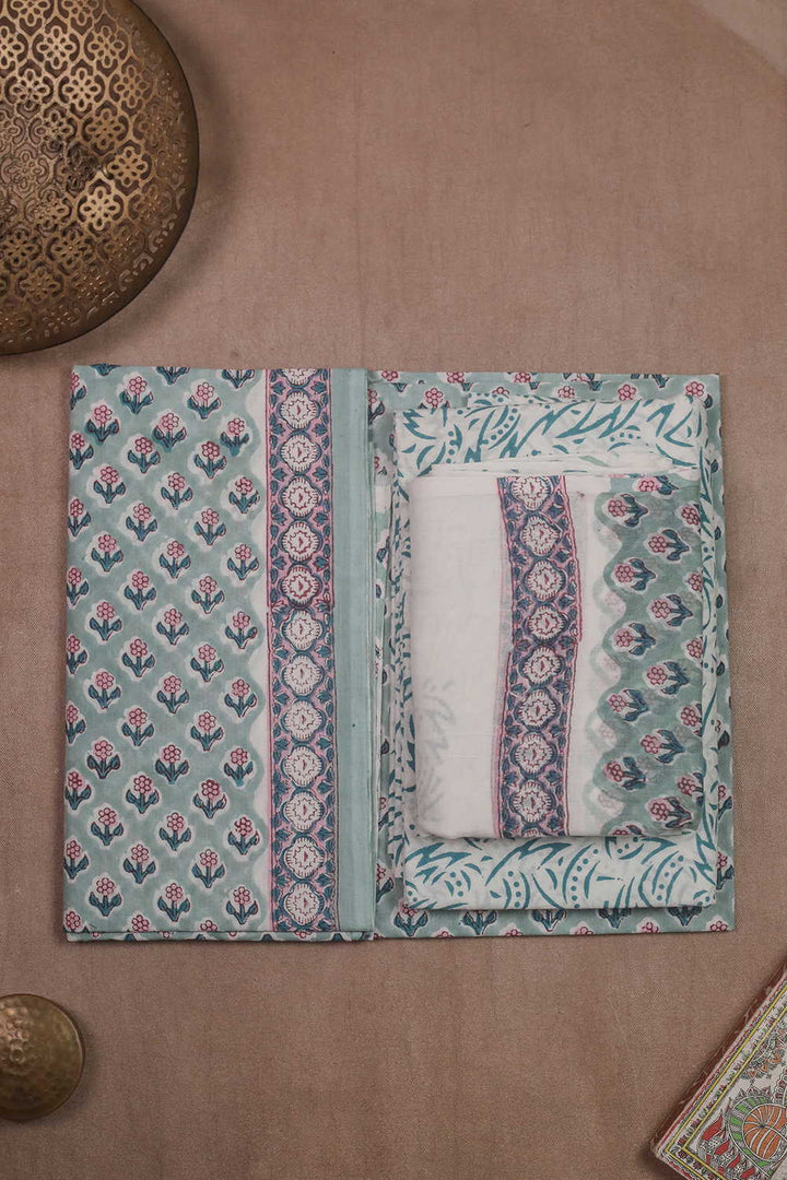 Unstitched Suits - Matkatus 