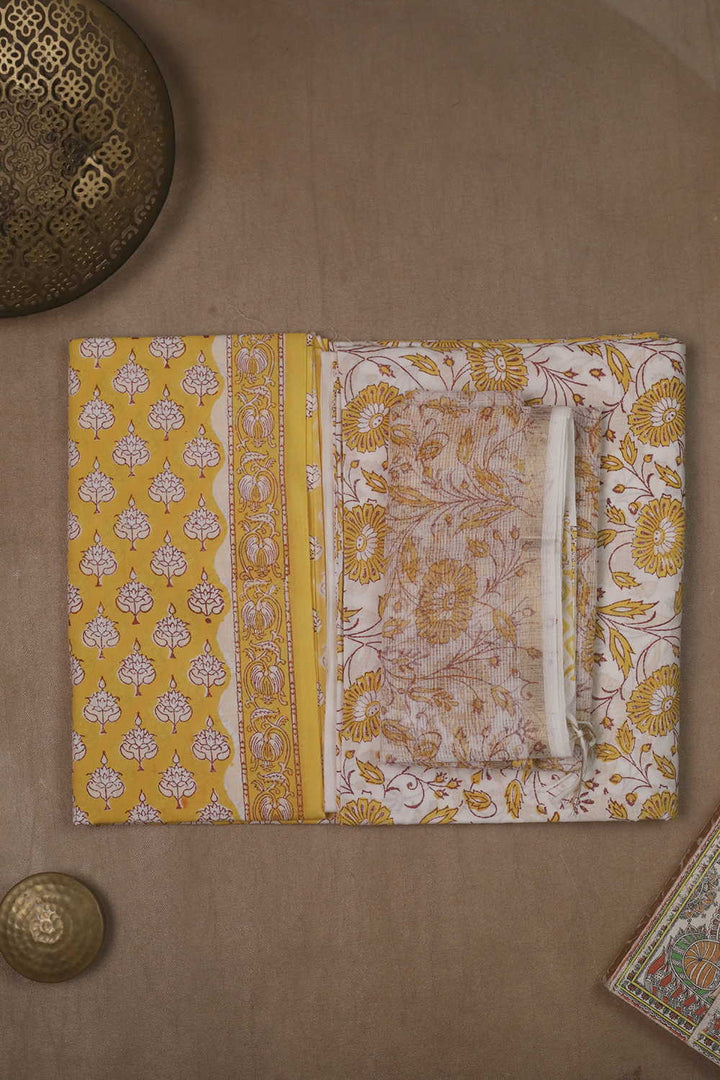 Mul Mul Cotton Suits - Matkatus