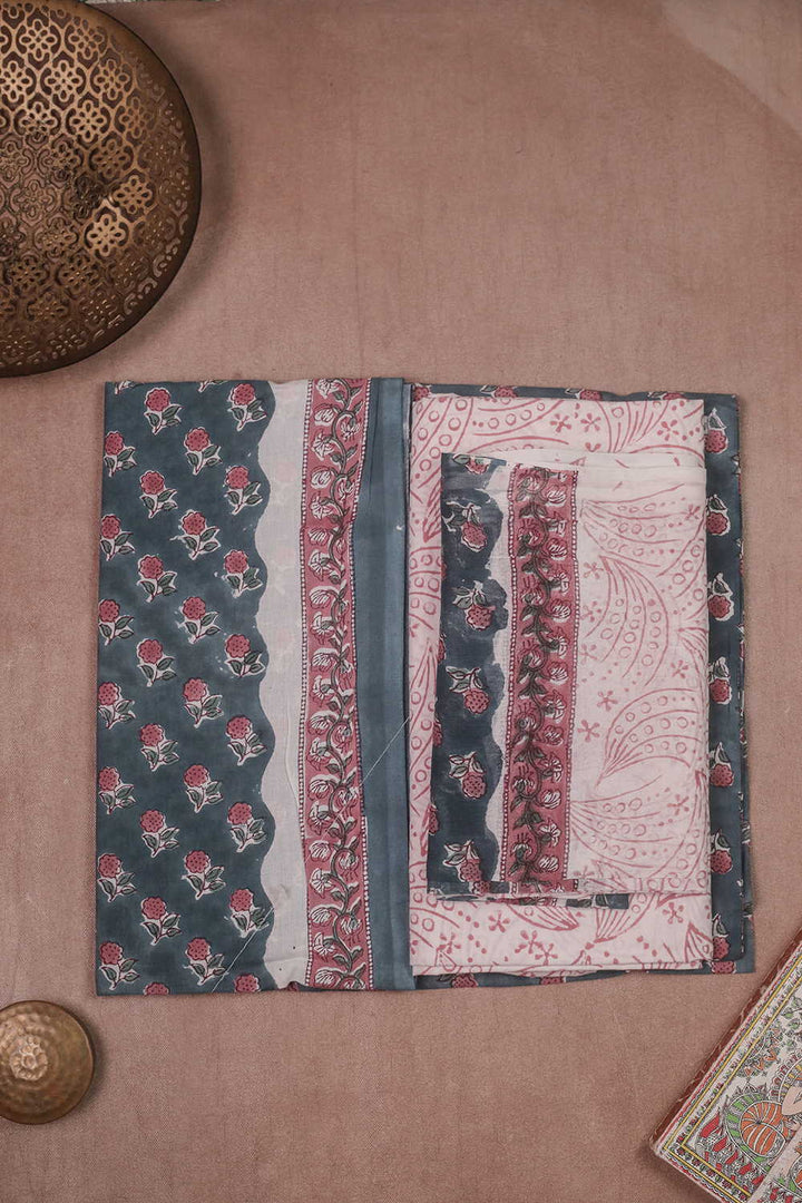 Unstitched Suits - Matkatus 