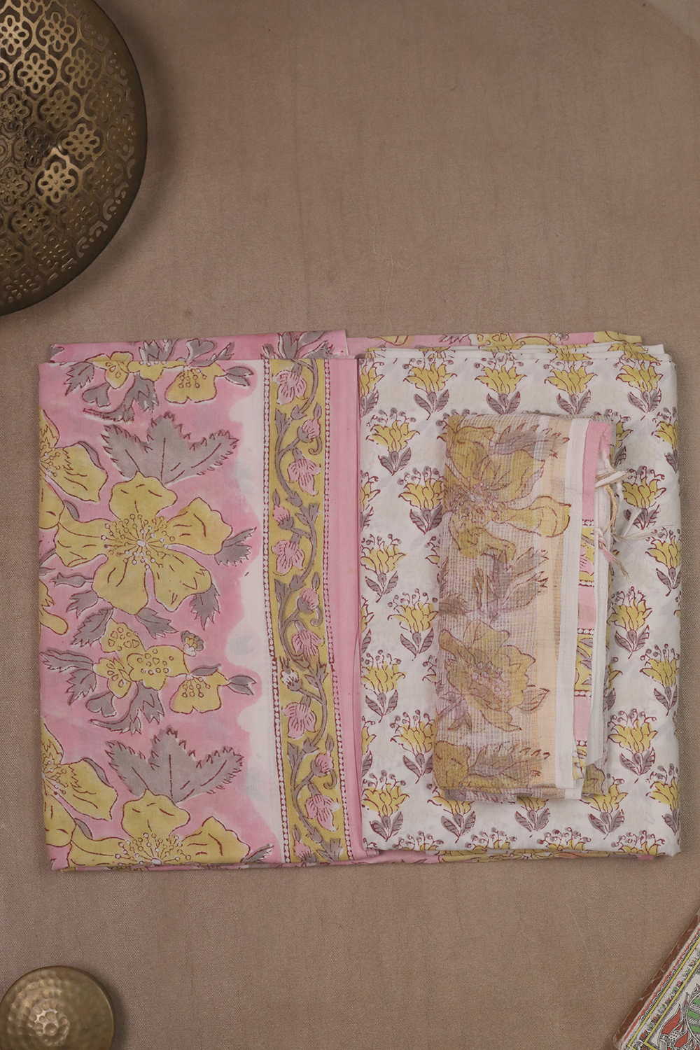 Mul Mul Cotton Suits - Matkatus