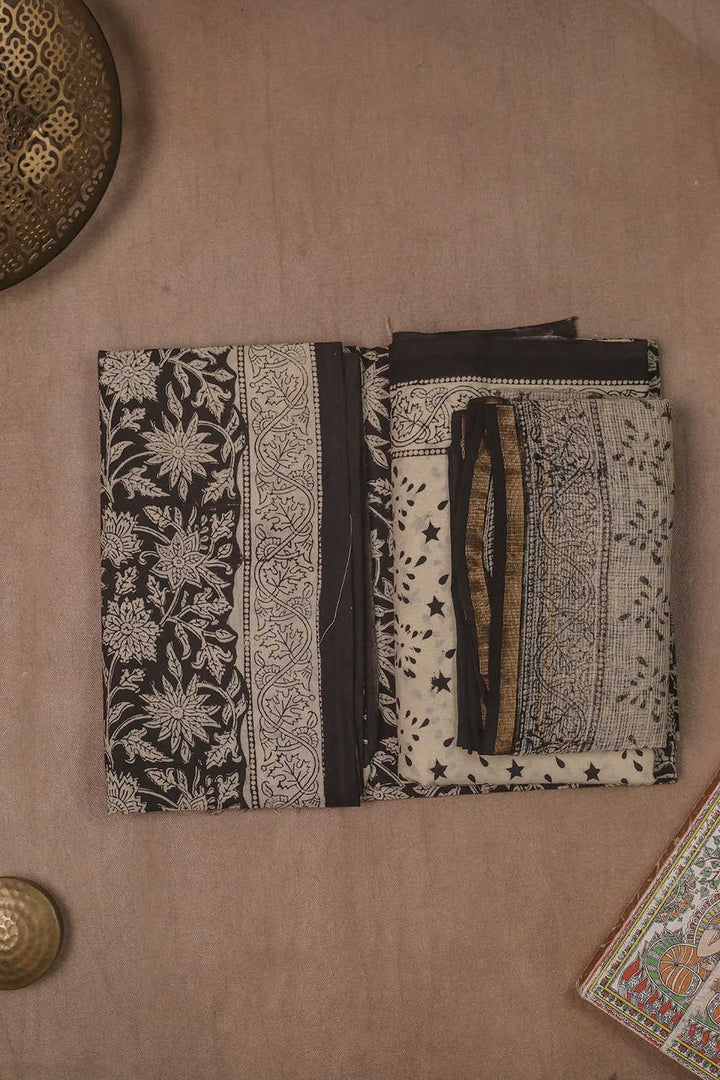 Unstitched Suits - Matkatus 