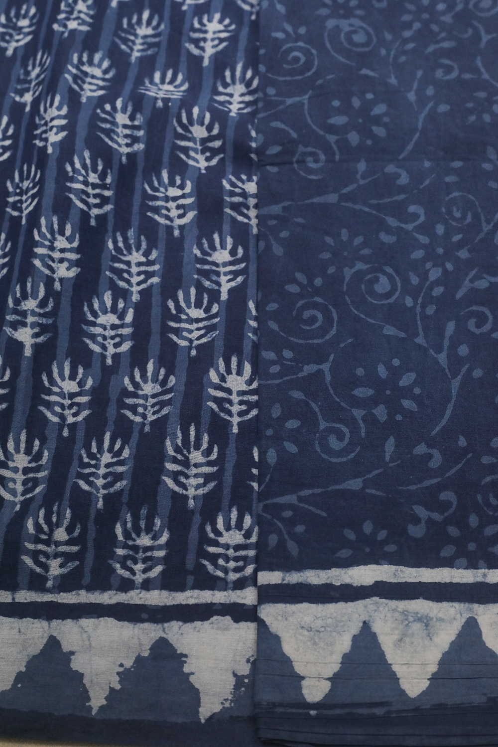 Block Printed Cotton Saree - Matkatus 