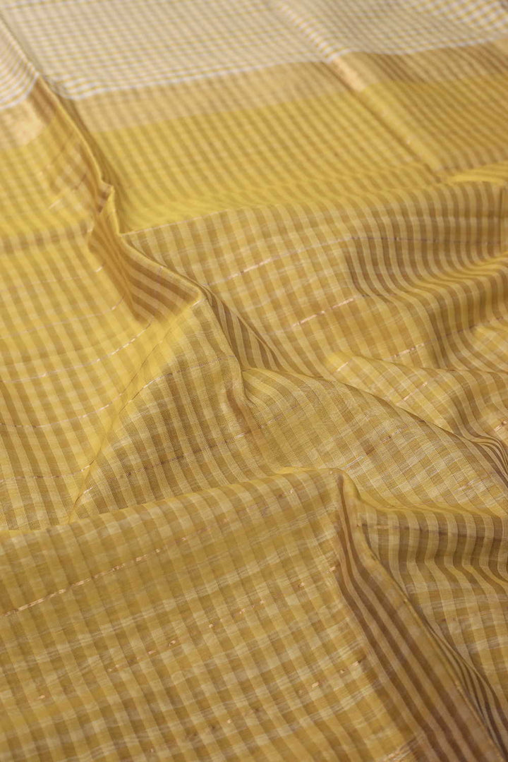 Sarees - Matkatus 