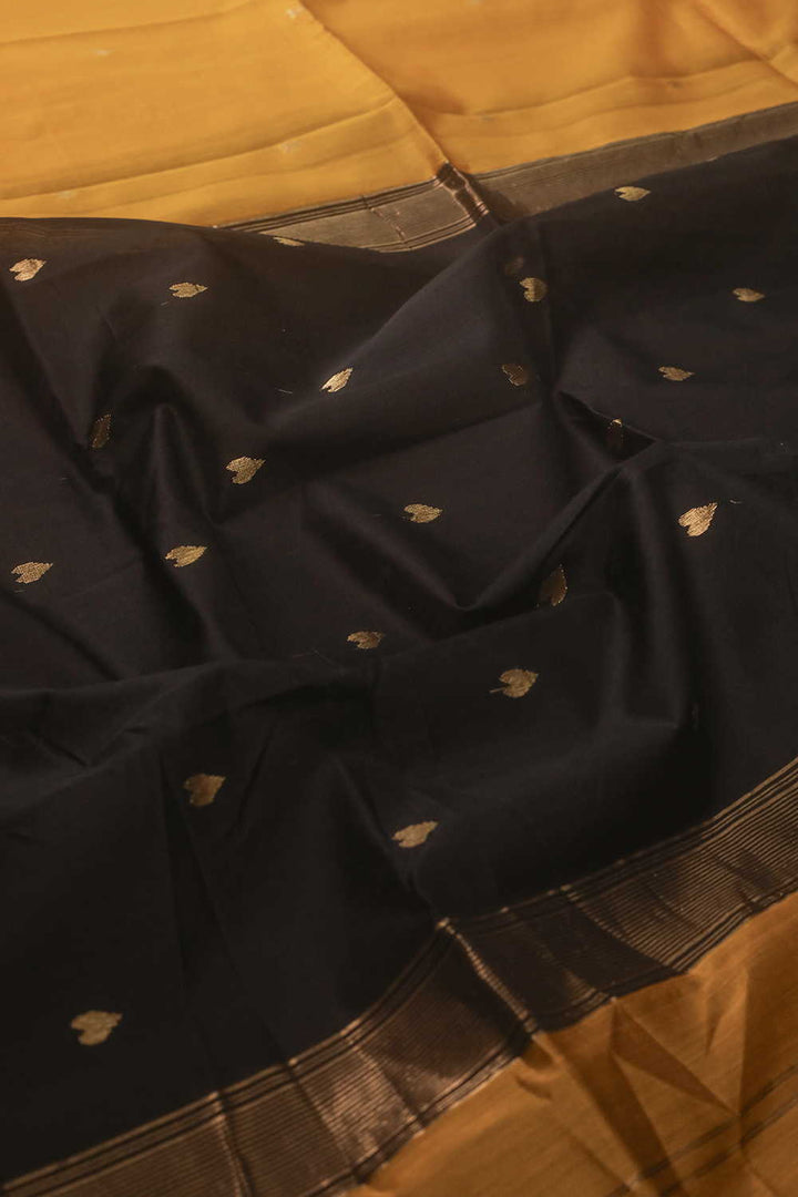 Maheshwari Silk Cotton Saree - Matkatus