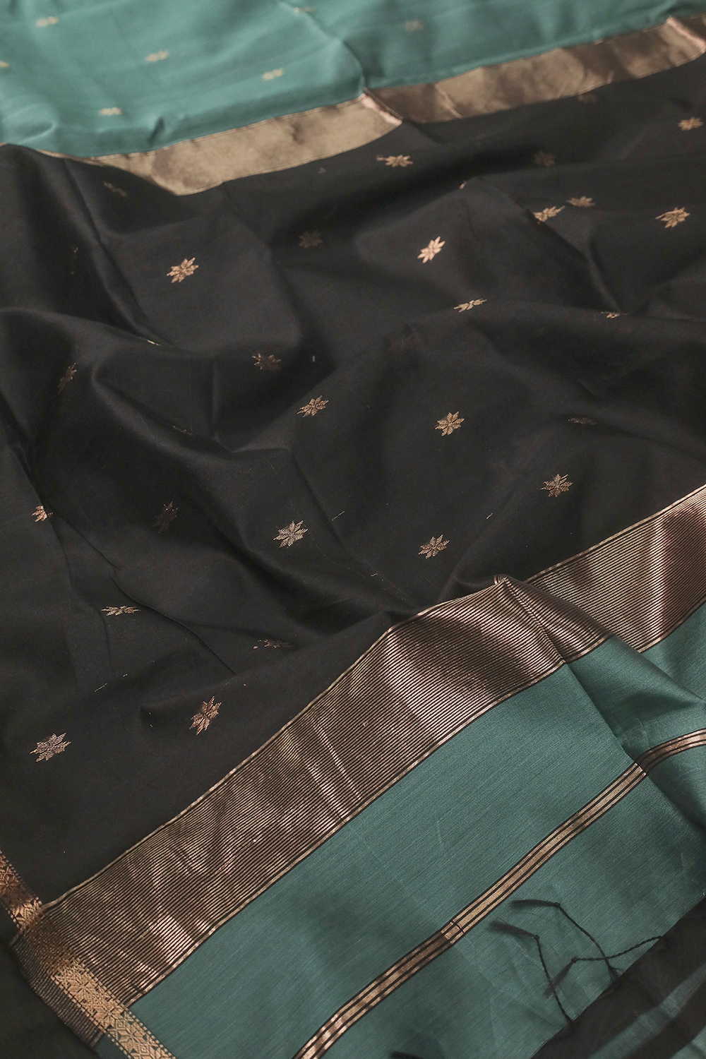Sarees - Matkatus 