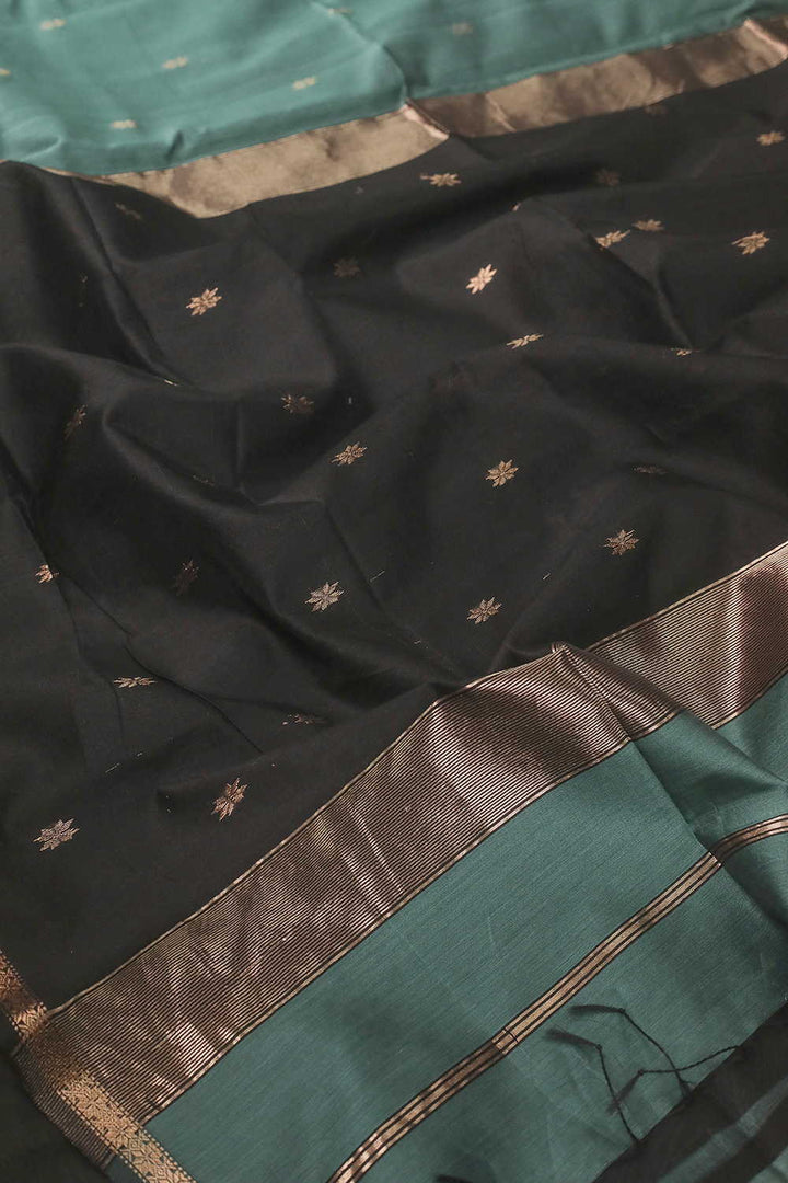 Sarees - Matkatus 