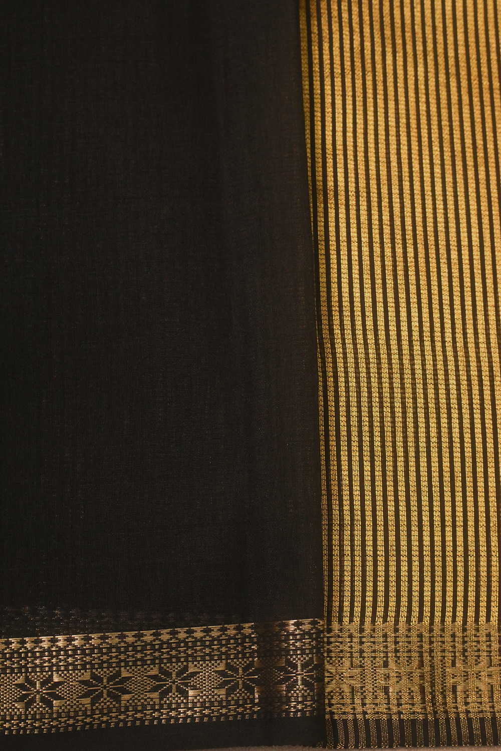 Sarees - Matkatus 