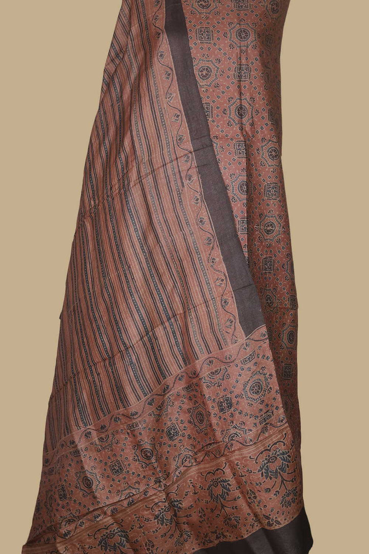 Tussar Silk Suits - Matkatus