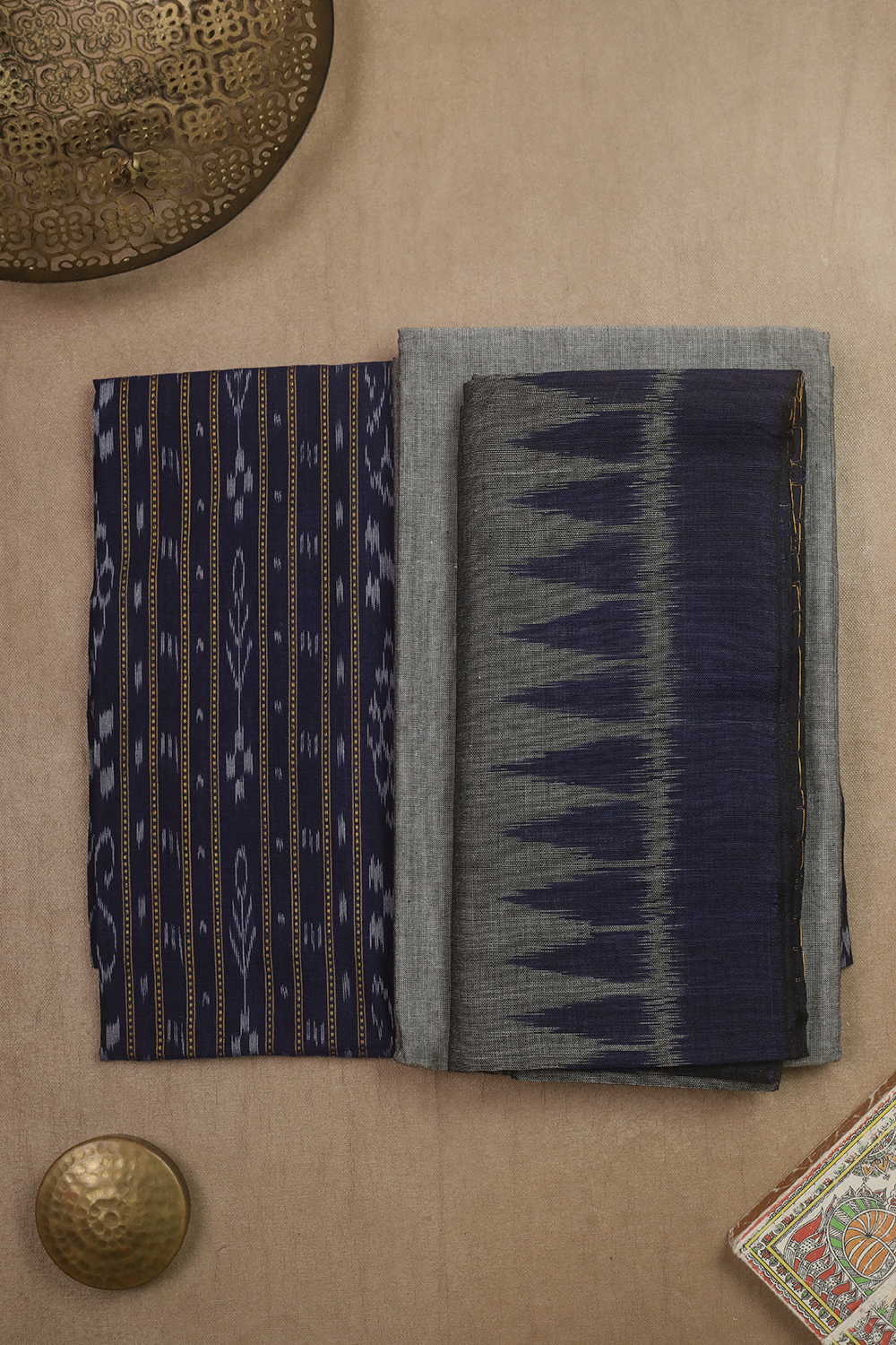 Handwoven Orissa Ikat cotton suit - Matkatus 